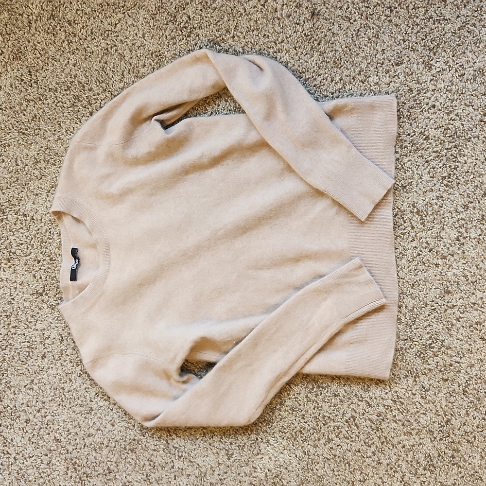 Quince Mongolian Cashmere Crewneck Sweater Oatmeal Tan